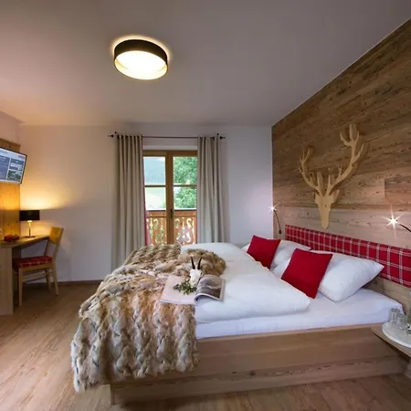 Tatil Evi Bachgut Jagdhaus Saalbach-Hinterglemm